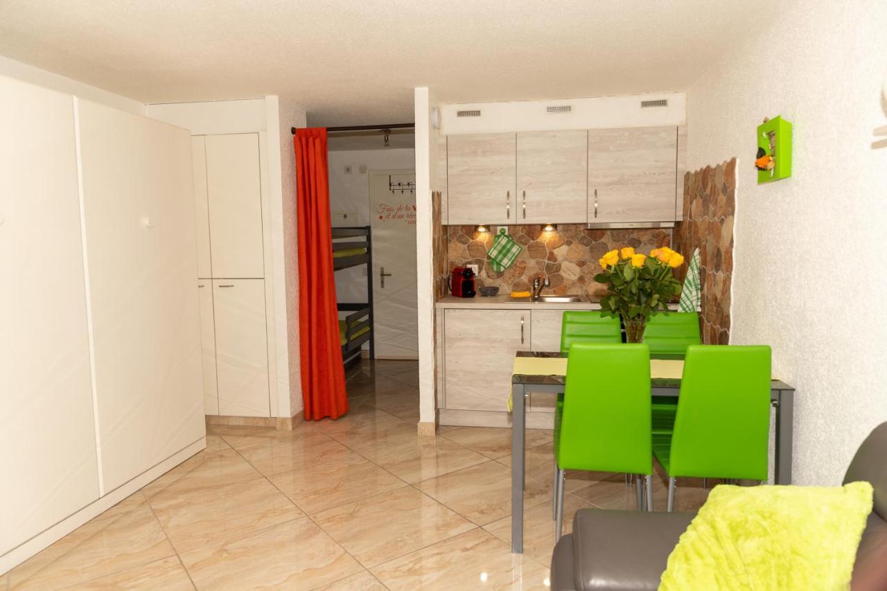 Un Moment De Detente Inoubliable Saillon-Les-Bain Exterior photo